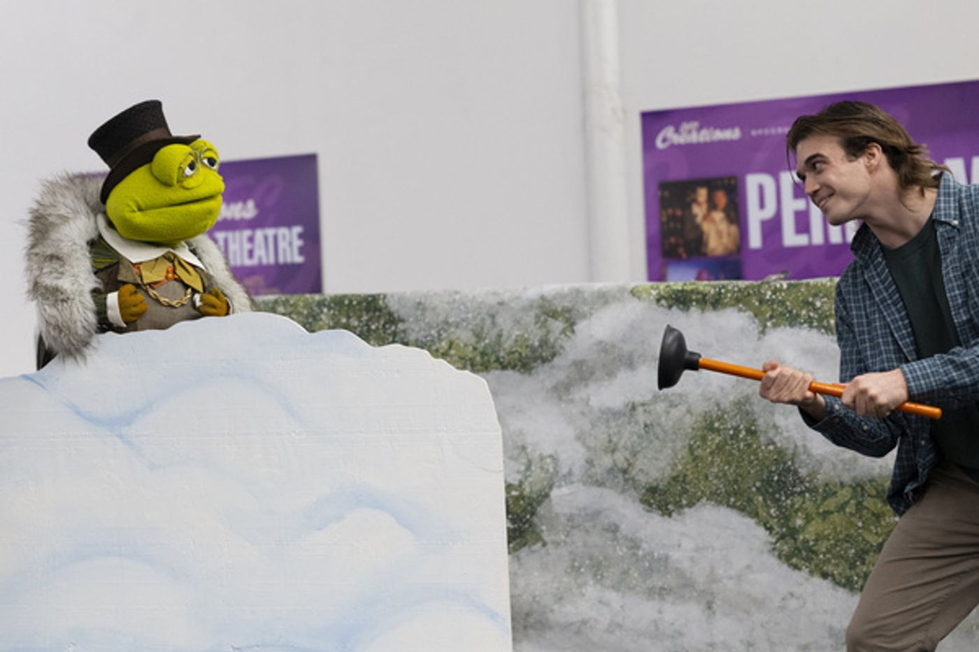 Photos: JIM HENSON’S EMMET OTTER’S JUG-BAND CHRISTMAS?In Rehearsal at?OFC Creations Theatre Center  Image