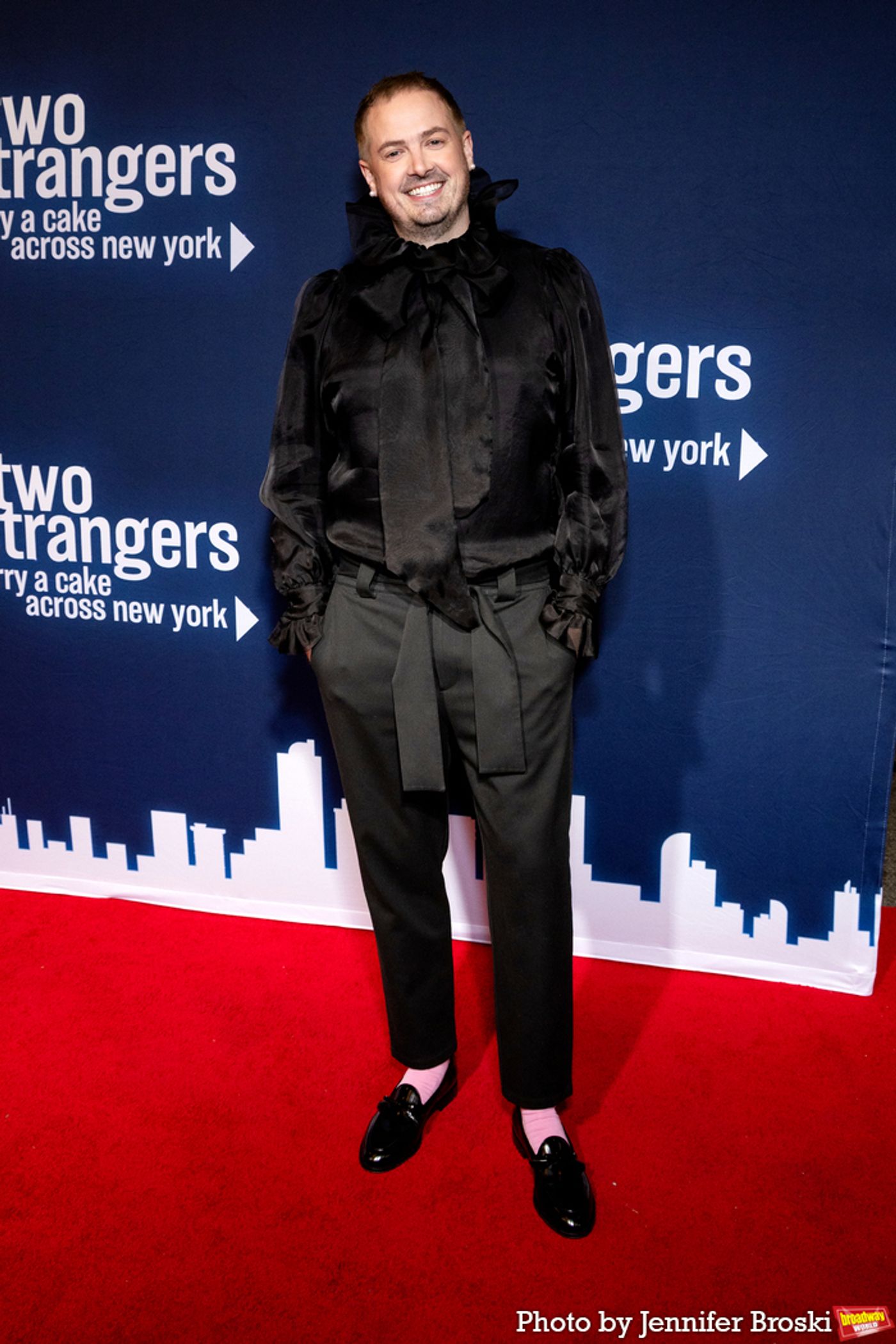 Photos: On The Opening Night Red Carpet For TWO STRANGERS CARRY A CAKE ACROSS NEW YORK  Image