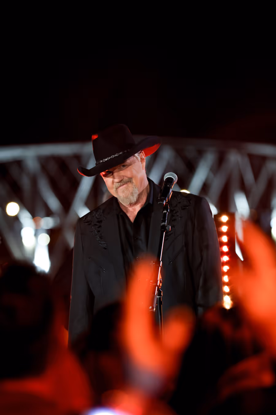 Photos: First Look at NBC's CHRISTMAS IN NASHVILLE Country Music Holiday Special Image