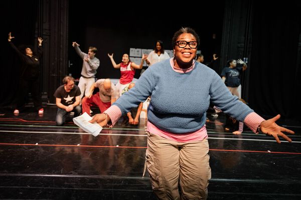 Lisa Davina Phillips Photo