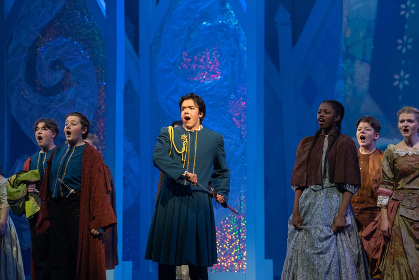 Review: FROZEN THE BROADWAY MUSICAL at Horizon Middle School Performing Arts Center  Image