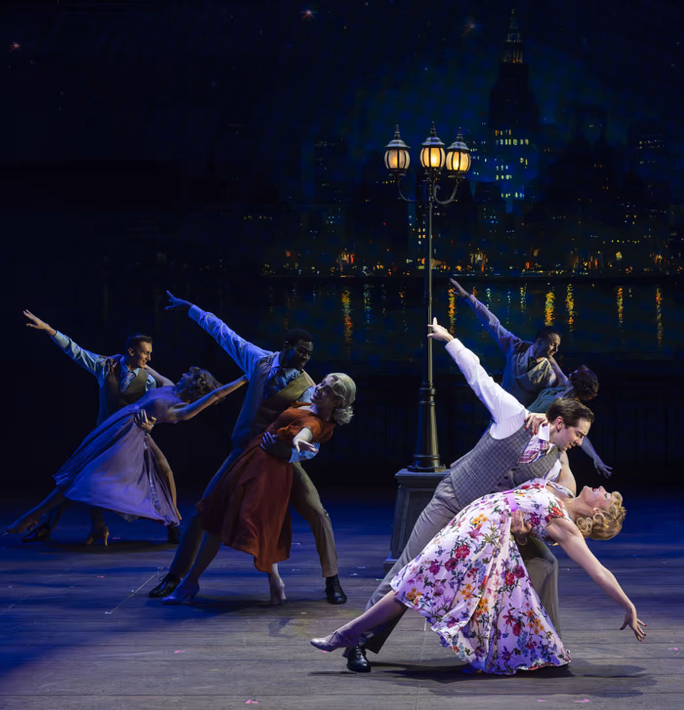 Photos: Irving Berlin’s WHITE CHRISTMAS at the Paramount Theatre Photos: Irving Berlin’s WHITE CHRISTMAS at the Paramount Theatre Image