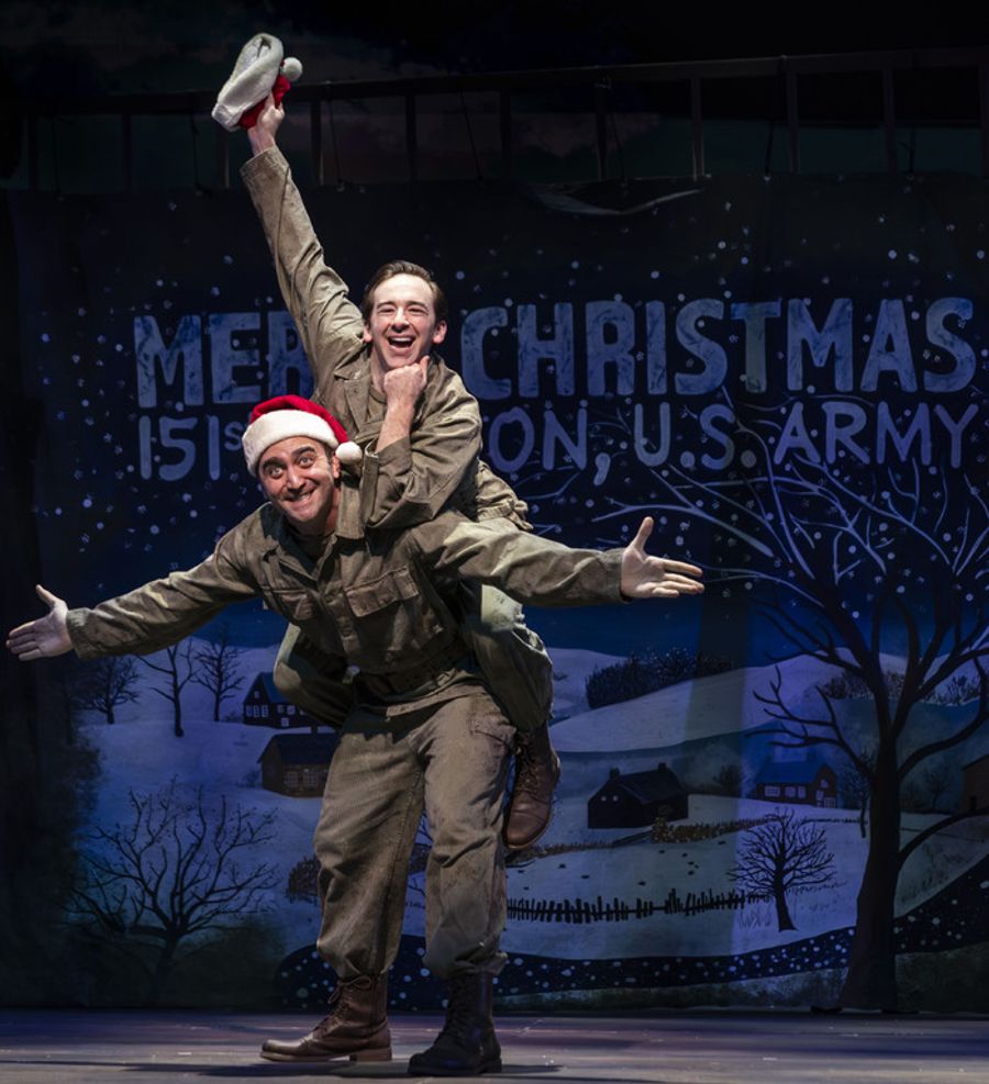Photos: Irving Berlin’s WHITE CHRISTMAS at the Paramount Theatre Image