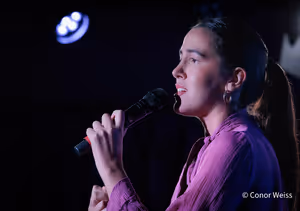 Ava Locknar. Photo credit: Conor Weiss @ BroadwayWorld Ava Locknar. Photo credit: Conor Weiss Photo