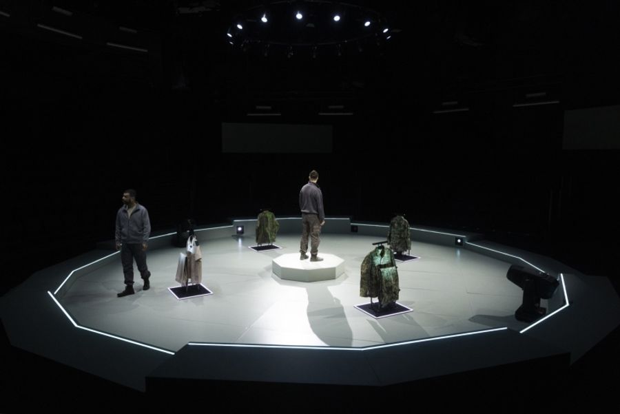 Review: ALEKSI FROM FINLAND (ALEKSI SUOMESTA) at Helsinki City Theatre Image