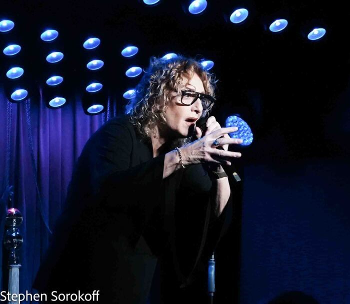 Review: Jamie deRoy Marks 35 Years of JAMIE DEROY & FRIENDS Image