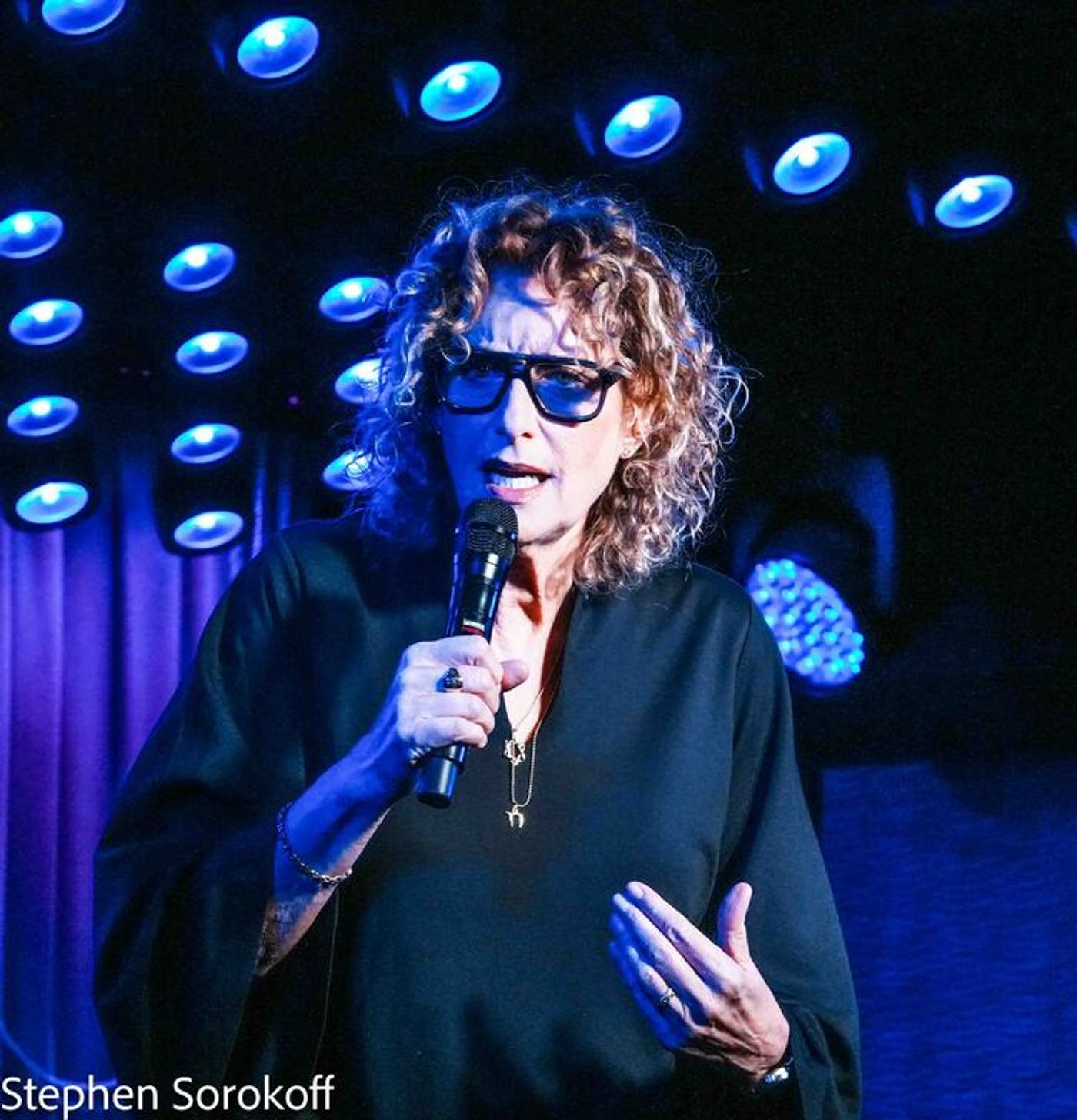 Review: Jamie deRoy Marks 35 Years of JAMIE DEROY & FRIENDS  Image