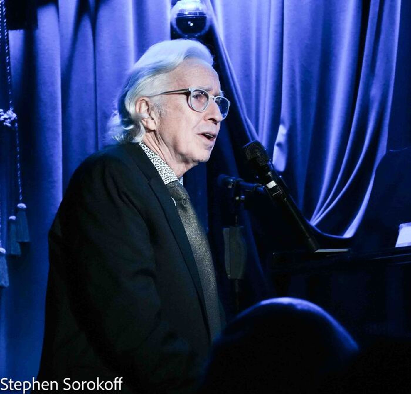 Review: Jamie deRoy Marks 35 Years of JAMIE DEROY & FRIENDS  Image