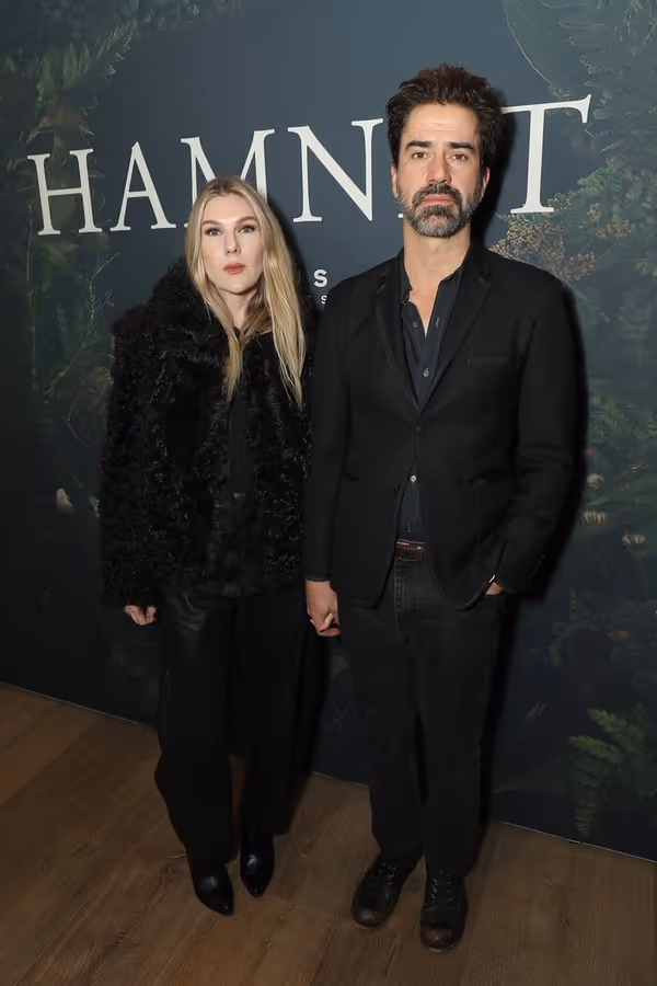 Lily Rabe and Hamish Linklater Photo