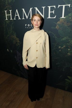 Jessie Buckley
 Photo