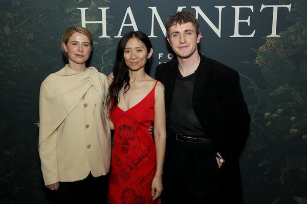 Jessie Buckley, Chloe Zhao (Director, Writer) and Paul Mescal     Photo
