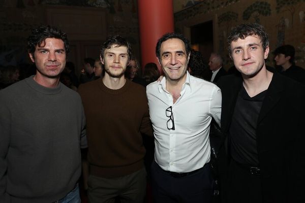 Sterling Jones, Evan Peters, Karren Karagulian and Paul Mescal Photo