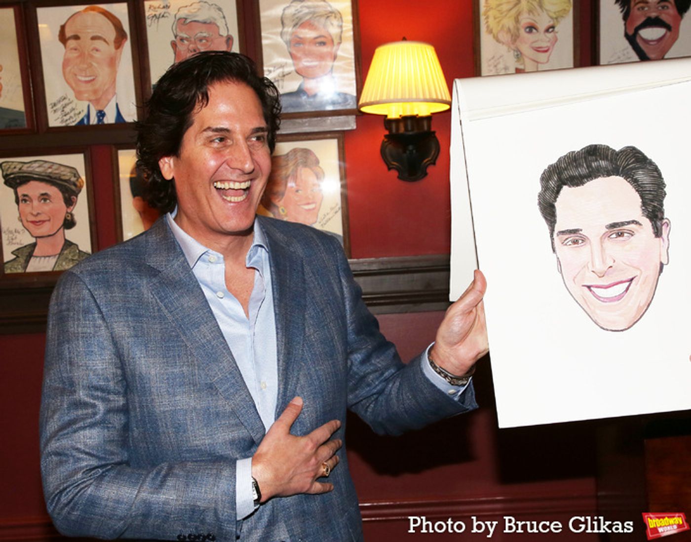 Photos: Nederlander Executive Vice President Nick Scandalios Receive's Portrait at Sardi's  Image