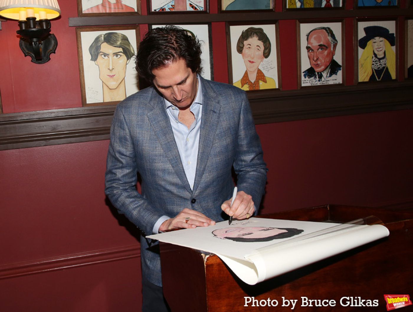 Photos: Nederlander Executive Vice President Nick Scandalios Receive's Portrait at Sardi's  Image