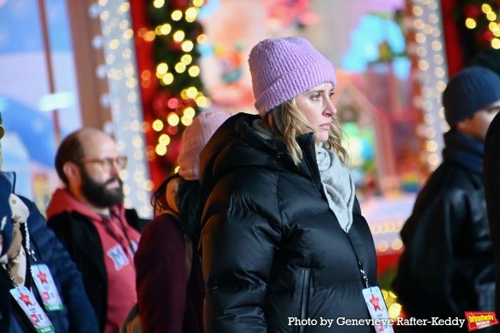 Photos: Jonathan Groff, Sarah Hyland and More Rehearse for Macy’s Thanksgiving Day Parade 2025  Image