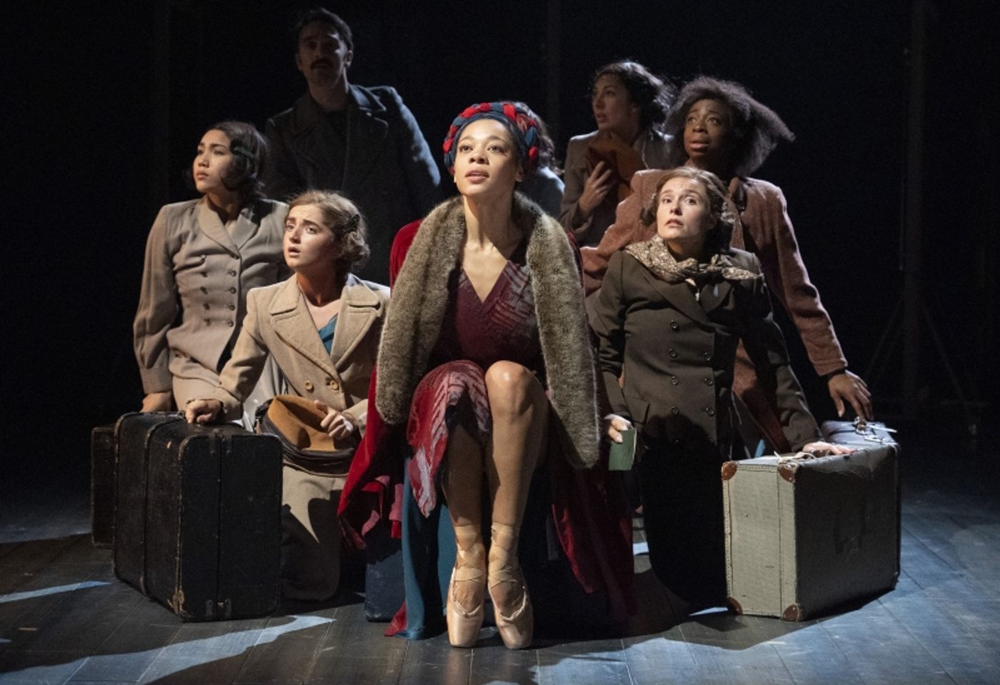 Review: BALLET SHOES, National Theatre  Image