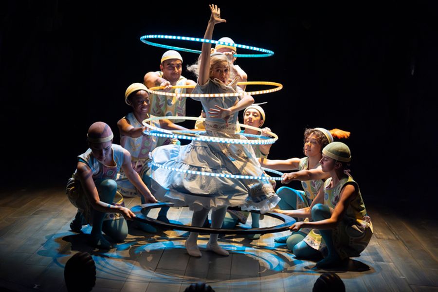 Photos: BALLET SHOES At National Theatre  Image