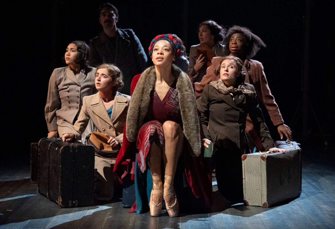 Photos: BALLET SHOES At National Theatre  Image