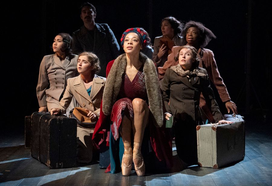 Photos: BALLET SHOES At National Theatre  Image
