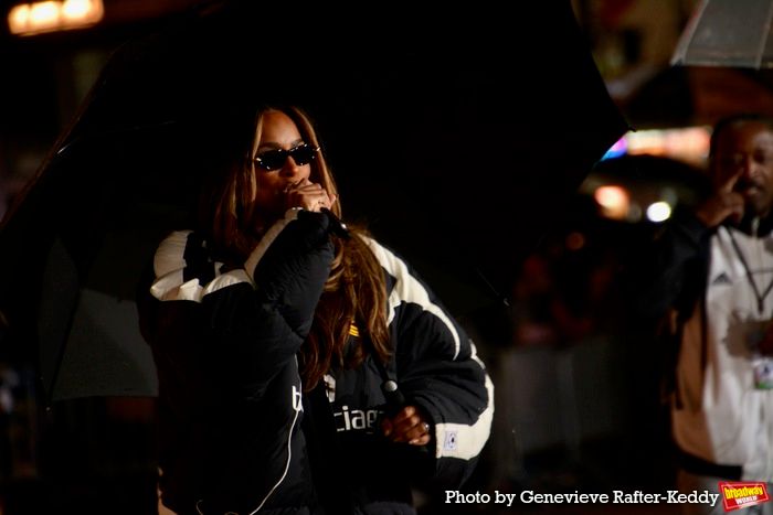 Photos: Jonathan Groff, Sarah Hyland and More Rehearse for Macy’s Thanksgiving Day Parade 2025  Image