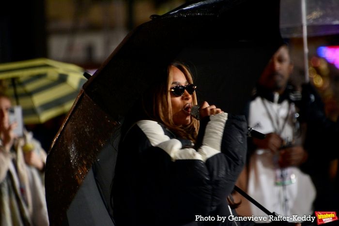 Photos: Jonathan Groff, Sarah Hyland and More Rehearse for Macy’s Thanksgiving Day Parade 2025  Image