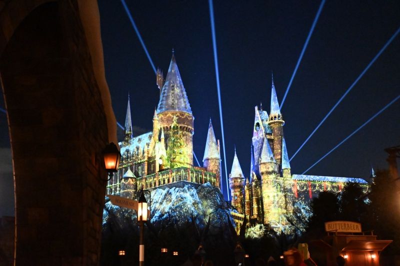 Feature: UNIVERSAL STUDIOS JAPAN COMPLETE WINTER GUIDE — A FIVE-SENSE JOURNEY THROUGH THE SEASON Image