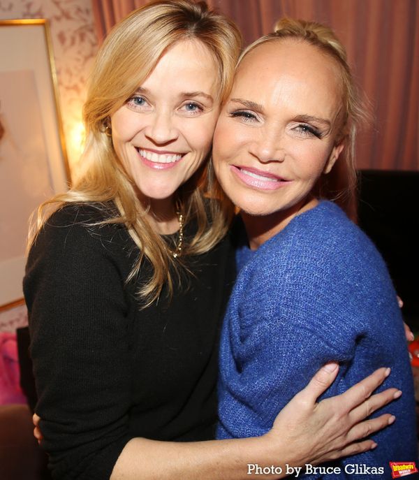 Reese Witherspoon and Kristin Chenoweth  Photo