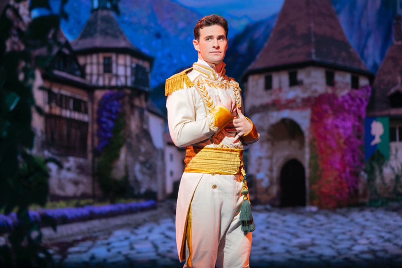 Photos: Mary Kate Morrissey, Samantha Williams and More in FROZEN at Paper Mill Playhouse  Image