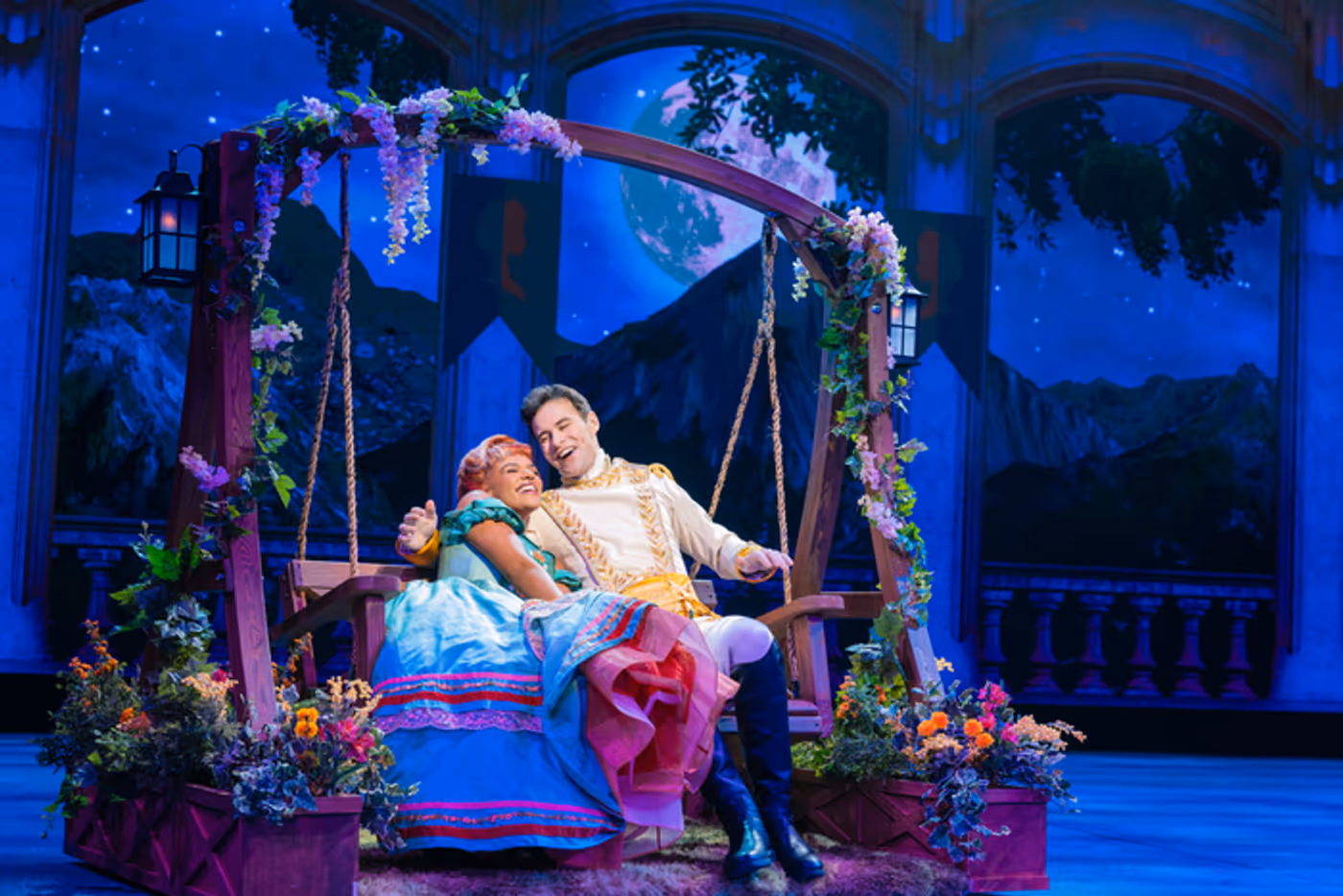 Photos: Mary Kate Morrissey, Samantha Williams and More in FROZEN at Paper Mill Playhouse Photos: Mary Kate Morrissey, Samantha Williams and More in FROZEN at Paper Mill Playhouse Image