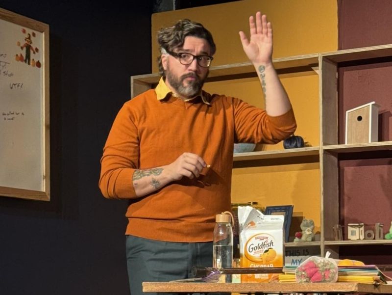 Review: THE THANKSGIVING PLAY at The Weekend Theater in Little Rock  Image