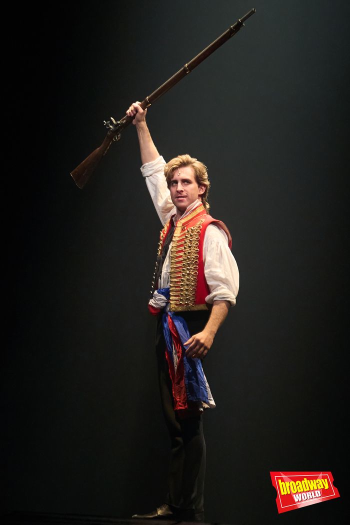 PHOTOS: LOS MISERABLES se presenta en el Teatro Apolo de Madrid  Image