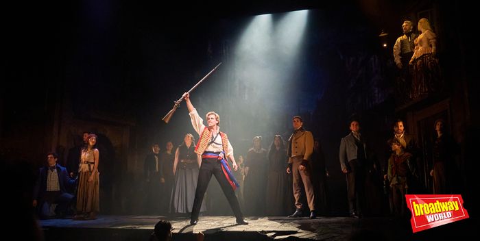 PHOTOS: LOS MISERABLES se presenta en el Teatro Apolo de Madrid  Image