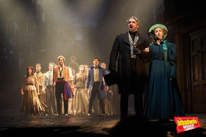 PHOTOS: LOS MISERABLES se presenta en el Teatro Apolo de Madrid  Image