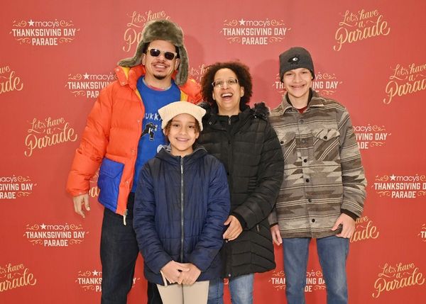 Eric André, Avery Andre, Amy Andre, and Avi Andre  Photo