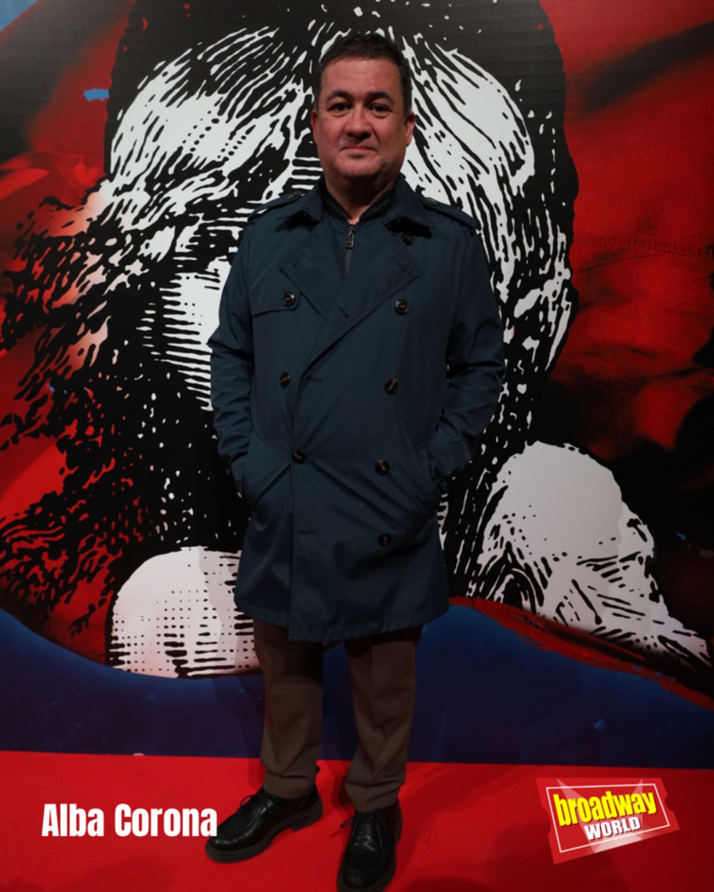PHOTO: Asi ha sido la alfombra roja del estreno VIP de LOS MISERABLES  Image