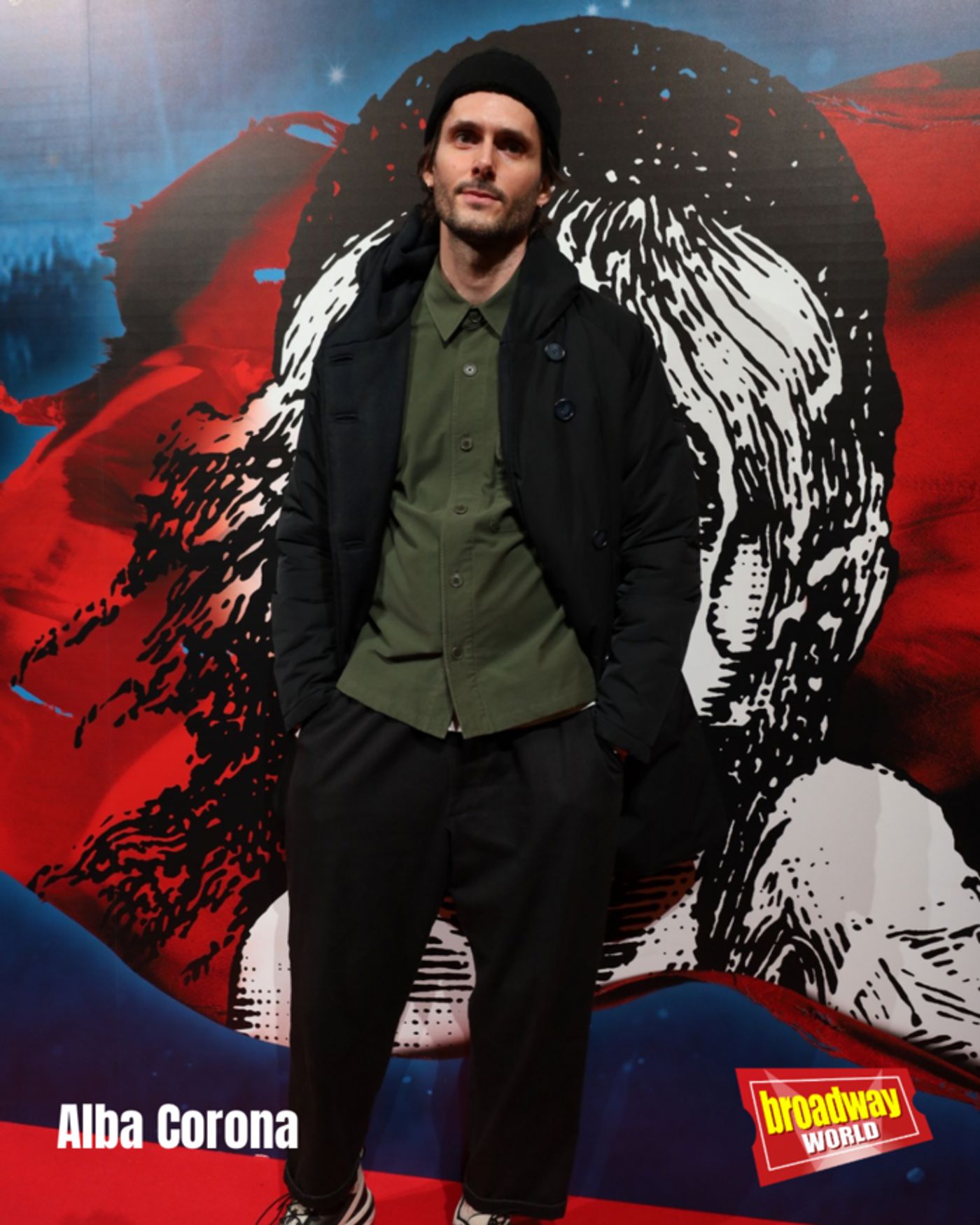 PHOTO: Asi ha sido la alfombra roja del estreno VIP de LOS MISERABLES  Image