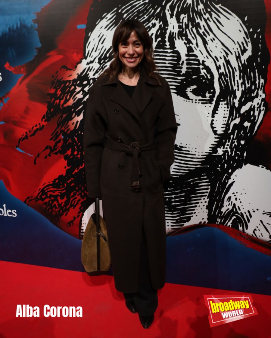PHOTO: Asi ha sido la alfombra roja del estreno VIP de LOS MISERABLES Image