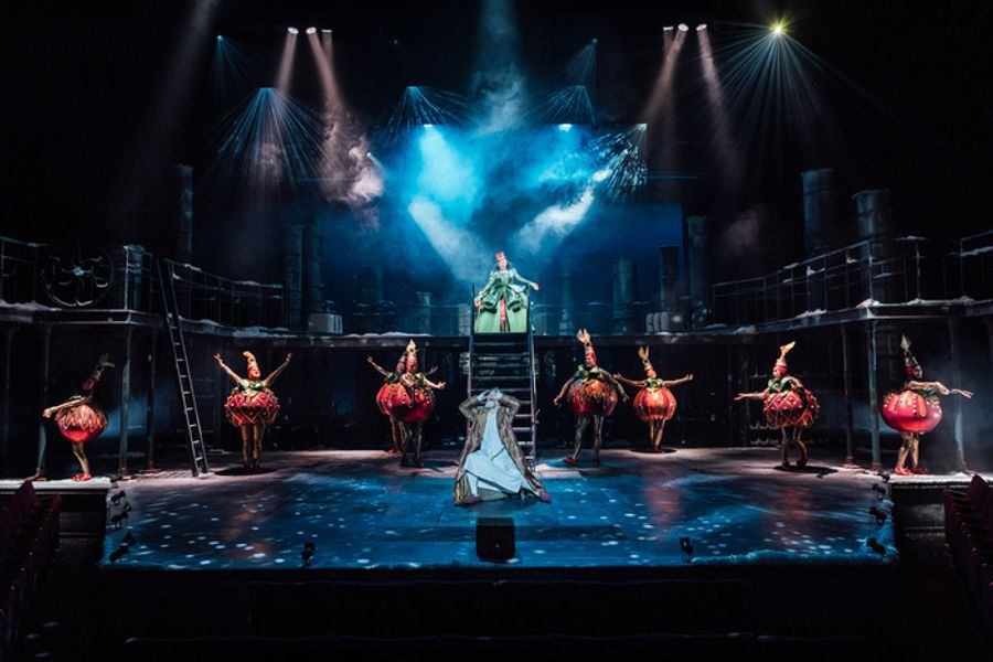 Photos: A CHRISTMAS CAROL At Quarry Theatre Image