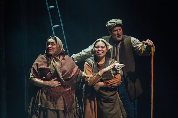 Rosie Strobel, Esther Lim, Matthew James Hinchliffe  Photo