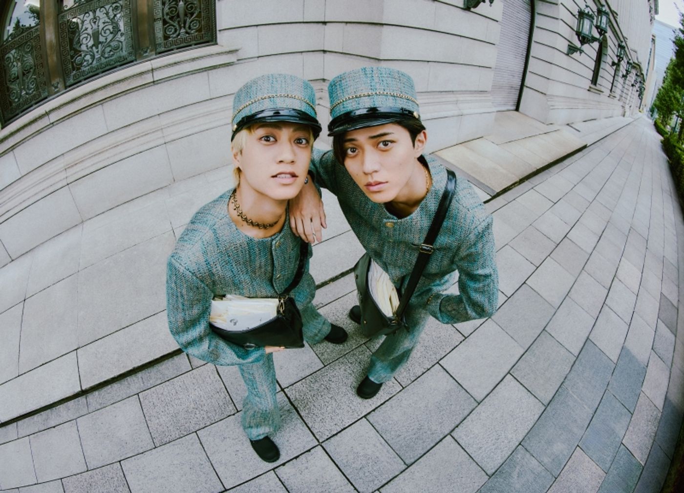 J-POP DUO KING & PRINCE UNVEILS CINE-THEMATIC ALBUM ‘STARRING,’ NOW AVAILABLE WORLDWIDE  Image