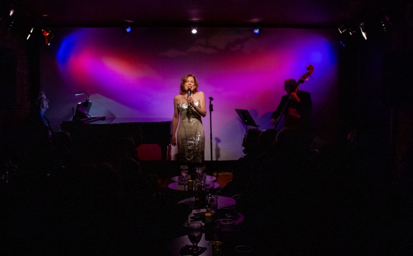 Review: Madelaine Warren Glows With WARREN SINGS FIELDS at Don't Tell Mama  Image