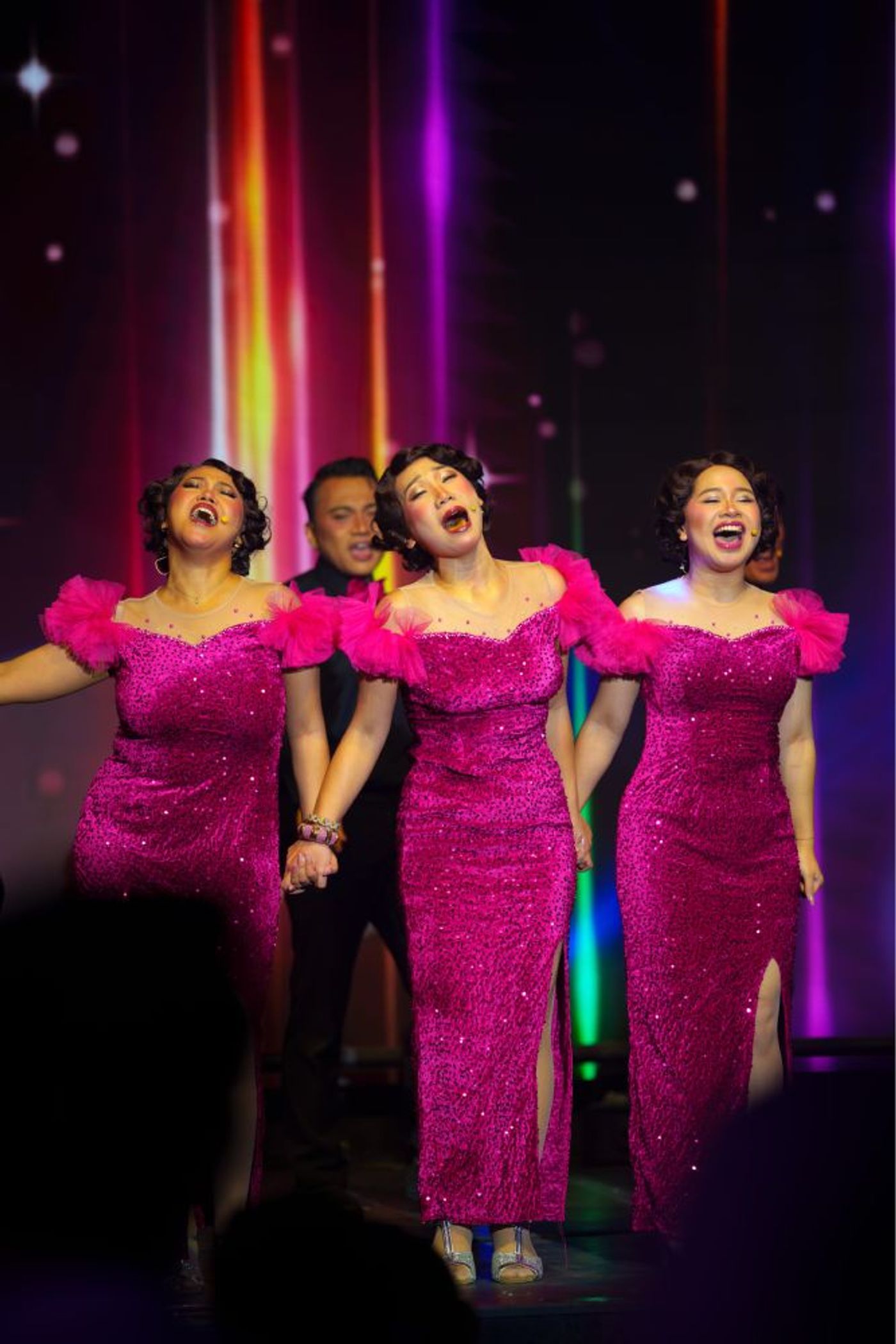 Review: Glitz Production’s Dreamgirls: A Sparkly Debut Filled with Fun  Image