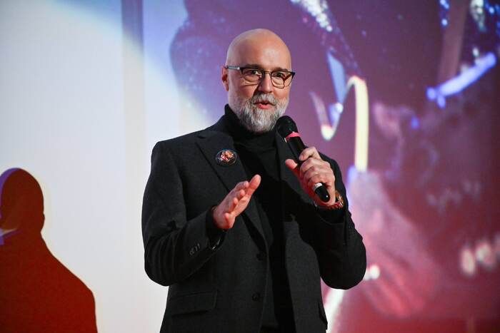 Photos: Hugh Jackman, Craig Brewer & More Attend SONG SUNG BLUE Milwaukee Premiere  Image