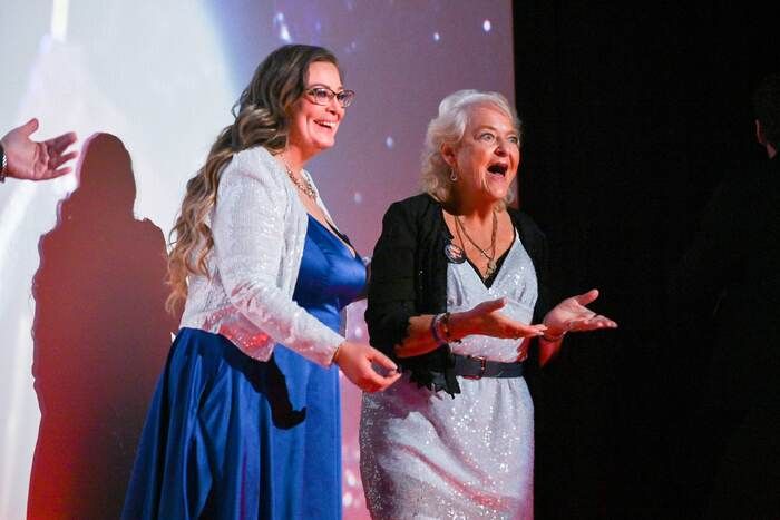 Photos: Hugh Jackman, Craig Brewer & More Attend SONG SUNG BLUE Milwaukee Premiere  Image