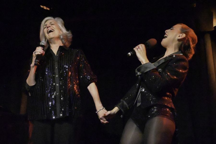 Review: Dawn Derow Brings Finesse And Full-throttle Power In SING HAPPY at The Triad Theater Image