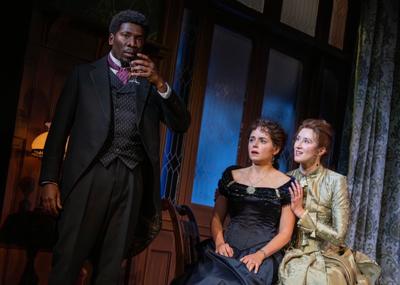 Photos: Marianna Gailus and More Star in HEDDA GABLER at Yale Repertory Theatre  Image