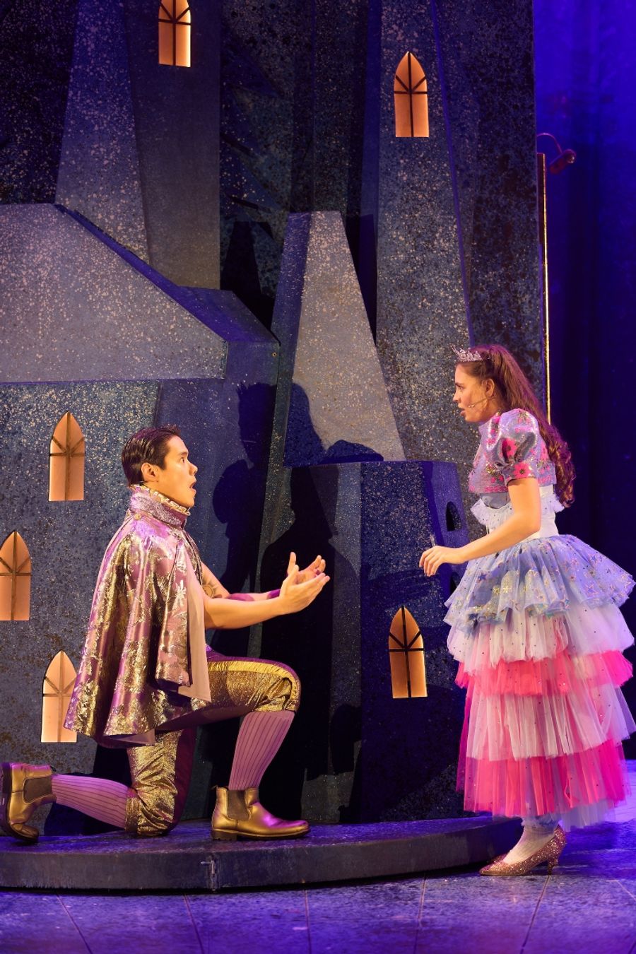 Review: CINDERELLA, Rose Theatre Image