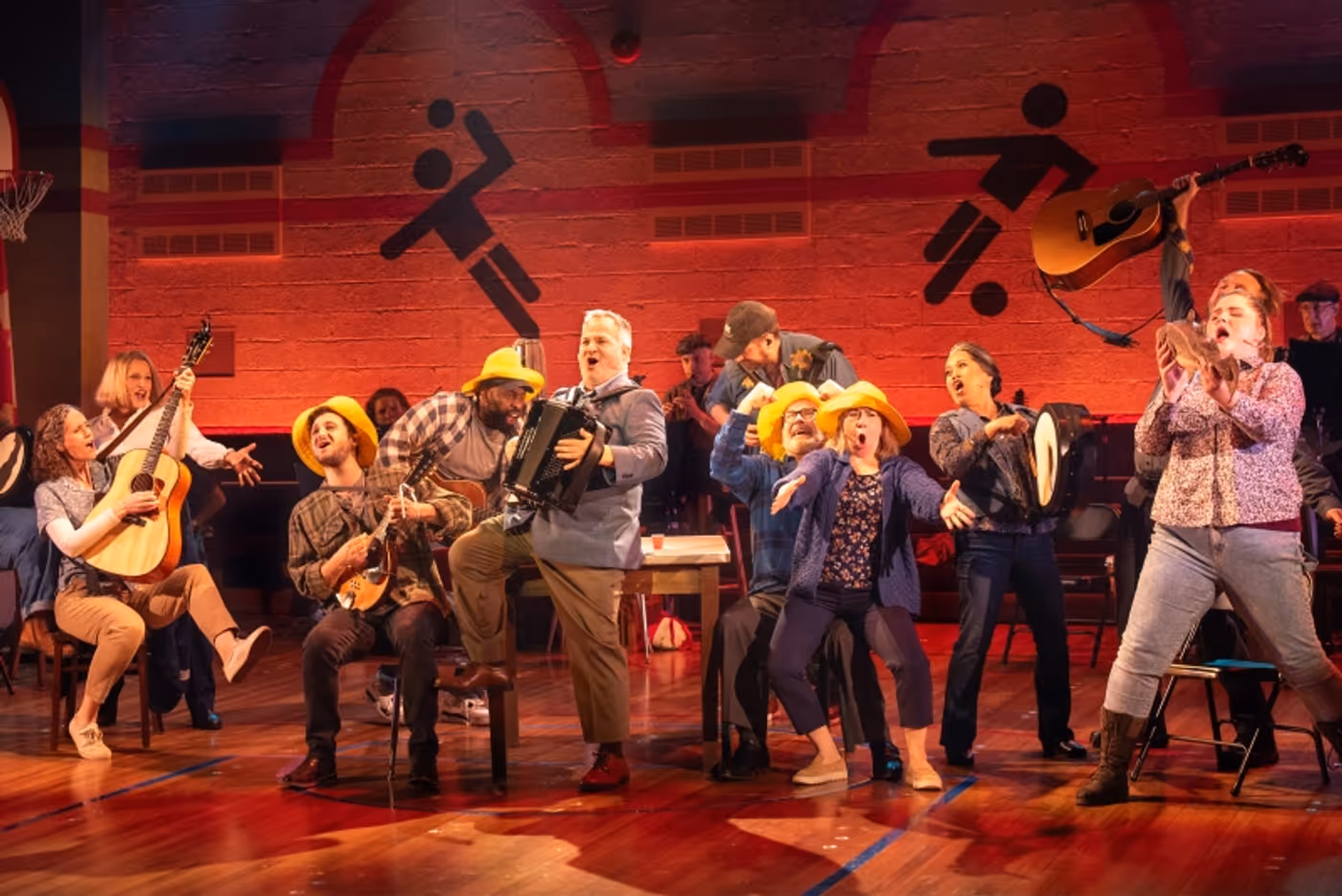 Review: COME FROM AWAY at The Seattle Rep  Image