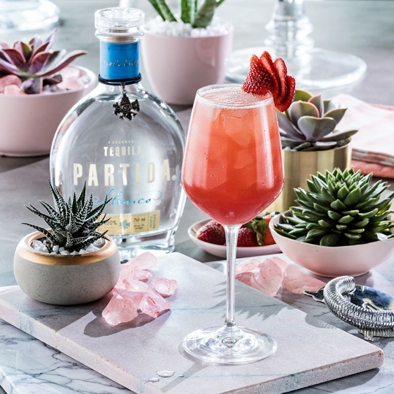 12 New Year’s Eve Cocktails to Ring in 2026 Image