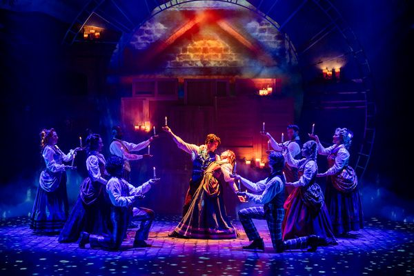 Photos: A CHRISTMAS CAROL at The Phoenix Theatre Company — photo 10 of 10